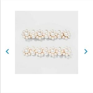 ❤️🔥Pearl Embellished Hair Clips